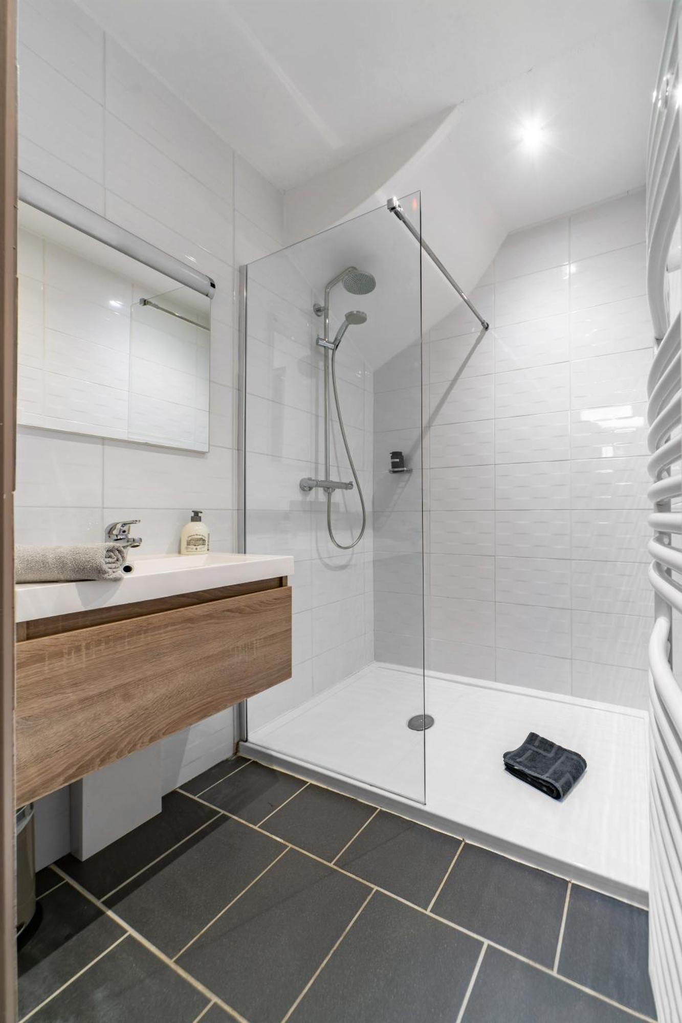 Le Vizier - Appartement Design Avec Parking En Centre Ville Vichy Buitenkant foto