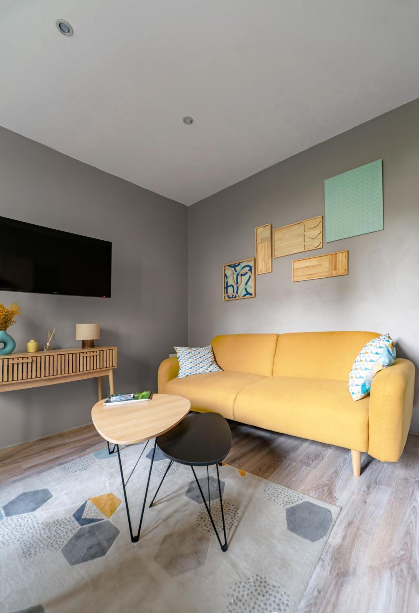 Le Vizier - Appartement Design Avec Parking En Centre Ville Vichy Buitenkant foto