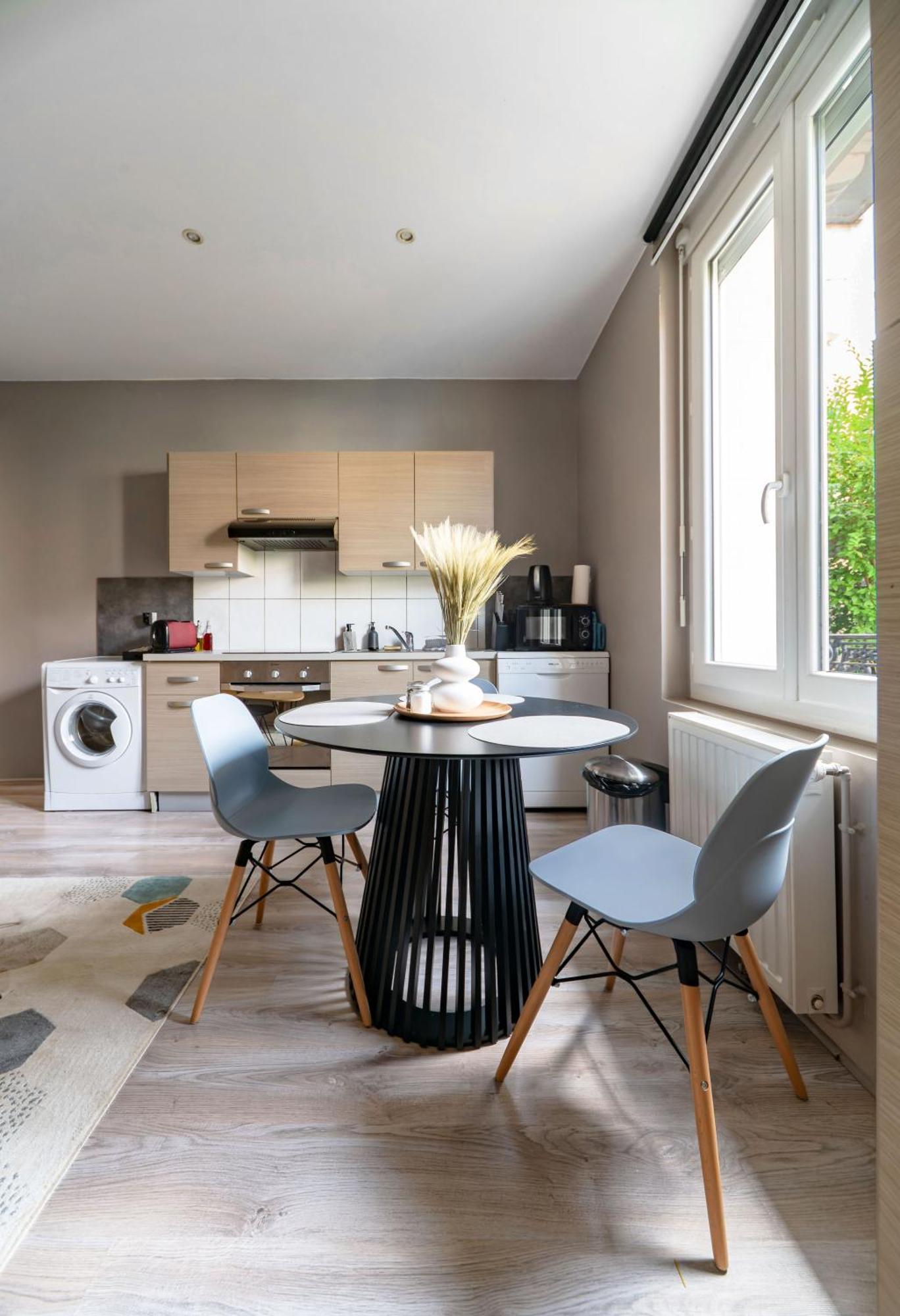 Le Vizier - Appartement Design Avec Parking En Centre Ville Vichy Buitenkant foto