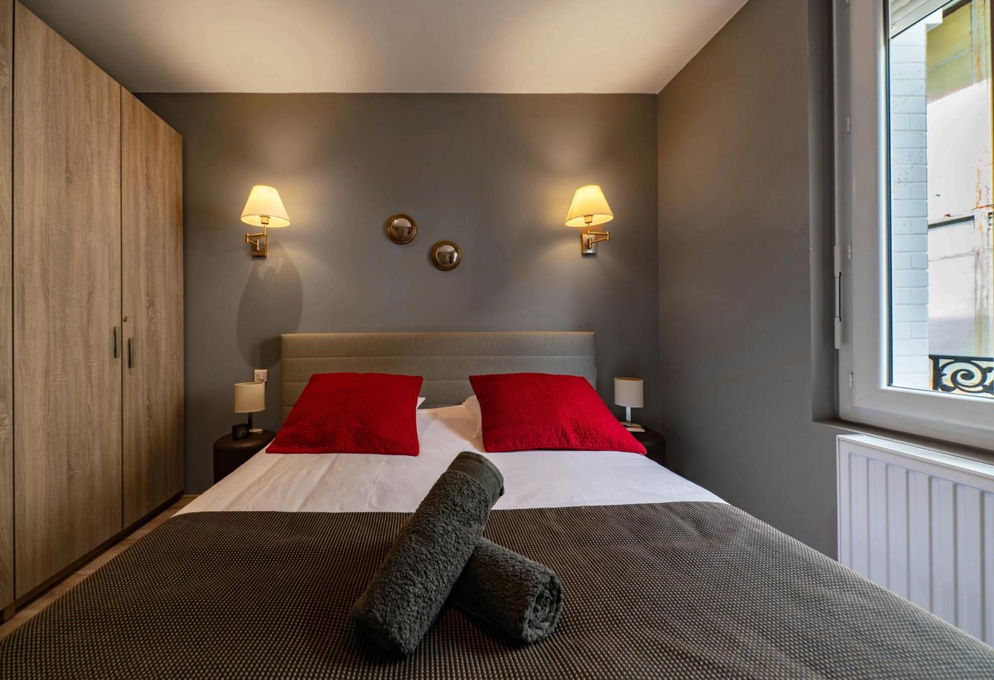 Le Vizier - Appartement Design Avec Parking En Centre Ville Vichy Buitenkant foto