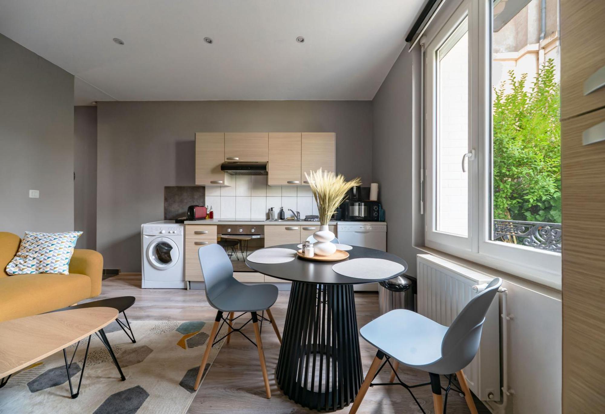 Le Vizier - Appartement Design Avec Parking En Centre Ville Vichy Buitenkant foto